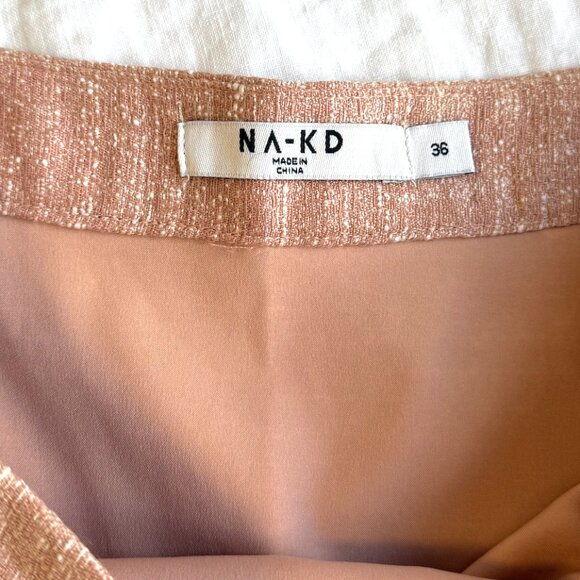 Pink Tweed Structured Skirt - Picture 4 of 5